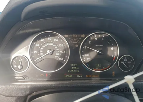 2013 BMW 328 Xi z USA, uszkodzony, nr VIN WBA3B3C56DJ811525